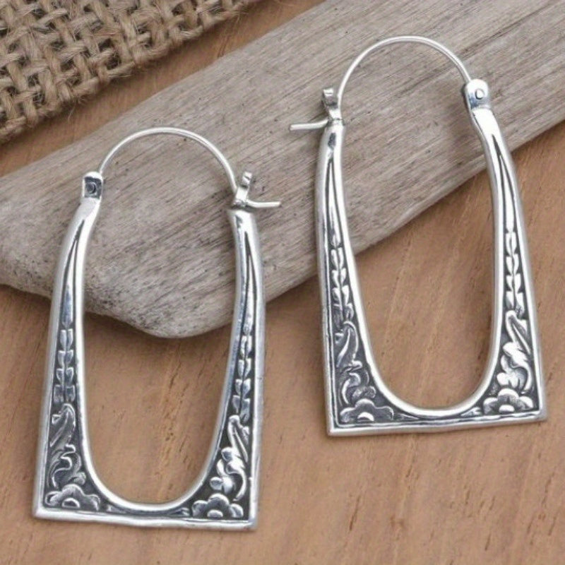 Vintage Boho Design U-Shape Floral Earrings
