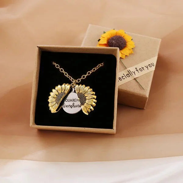 "You Are My Sunshine" Sunflower Necklace🌻