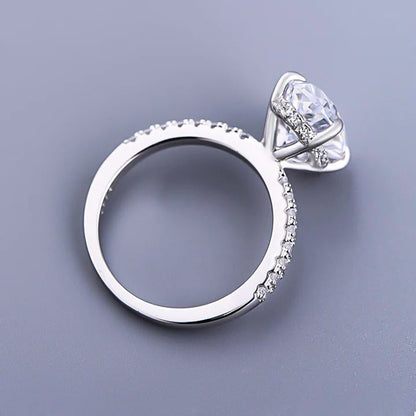 925 Sterling Silver Classic Oval Cut Solitaire Moissanite Ring