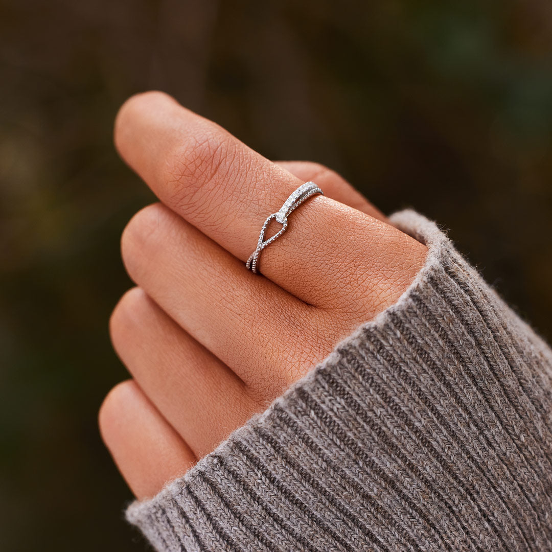 Mother Daughter Mobius Bond Knot Double Band Ring