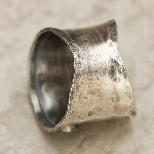 Silver Vintage Wide Band Bee Ring