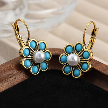 Vintage Style Turquoise And Pearls Flower Earrings