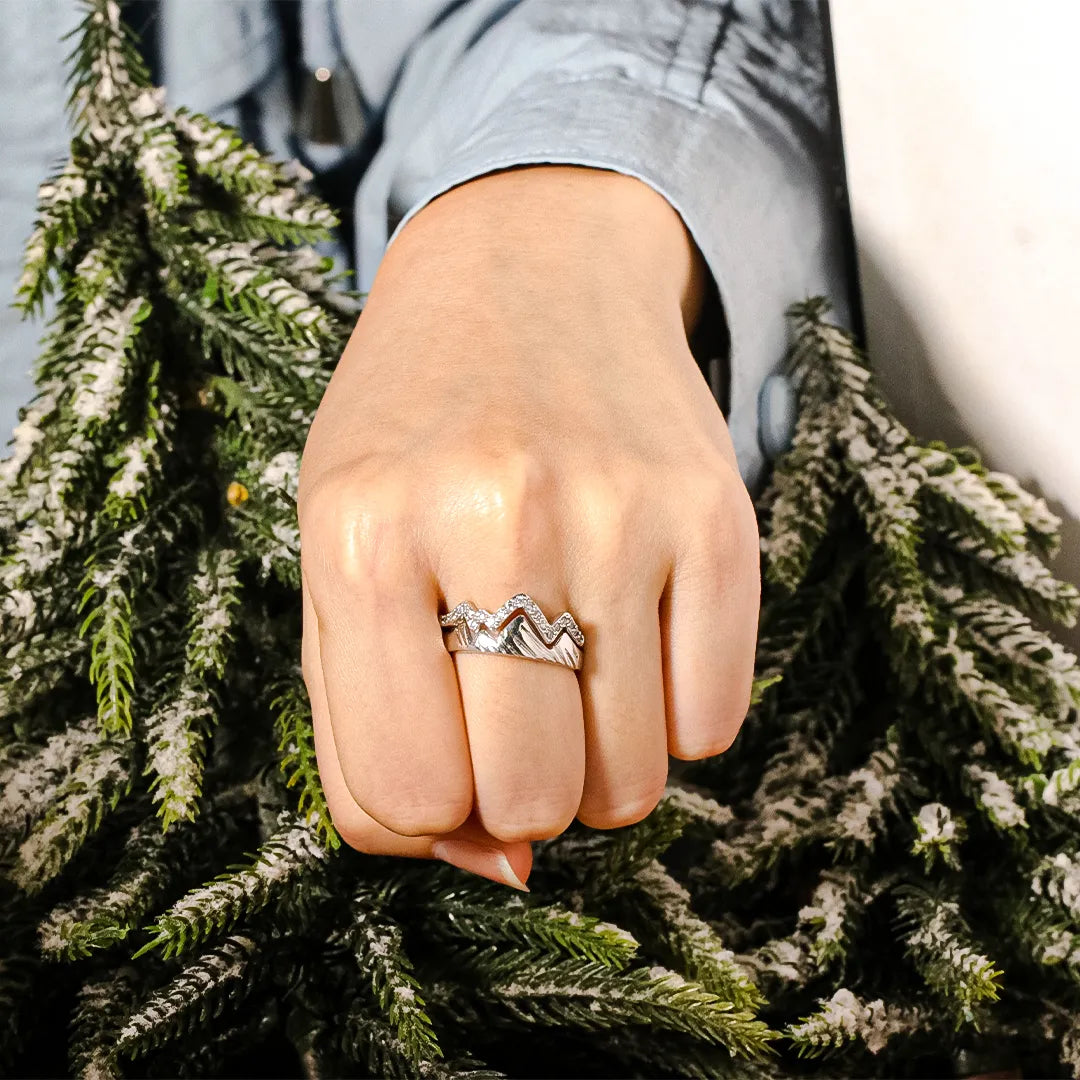KEEP CLIMBING STACK RING