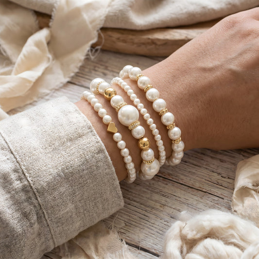 Exquisite Pearl Bracelet Set