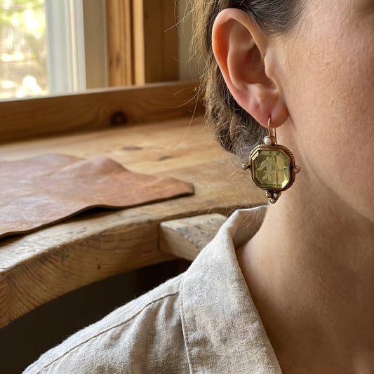 Elegant Vintage Geometric Pearl Pendant Drop Earrings