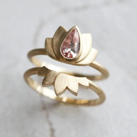 Elegant Vintage Pink Zirconia Inlay Lotus Flower Ring Set
