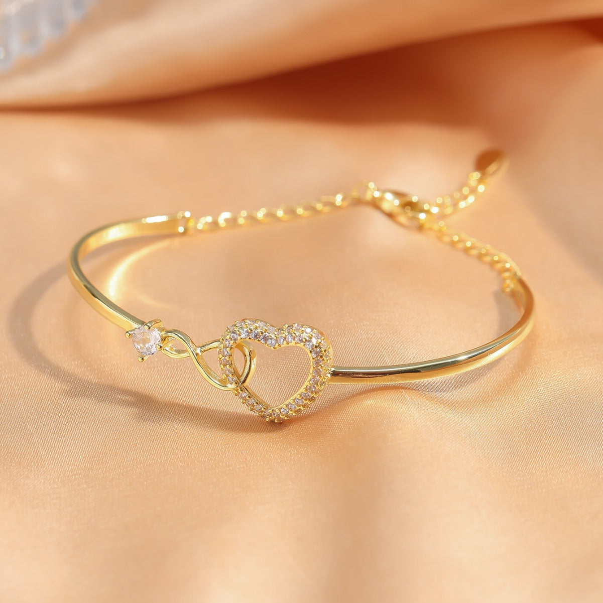 Mother and Daughter A Link That Can Never Be Undone Bracelet