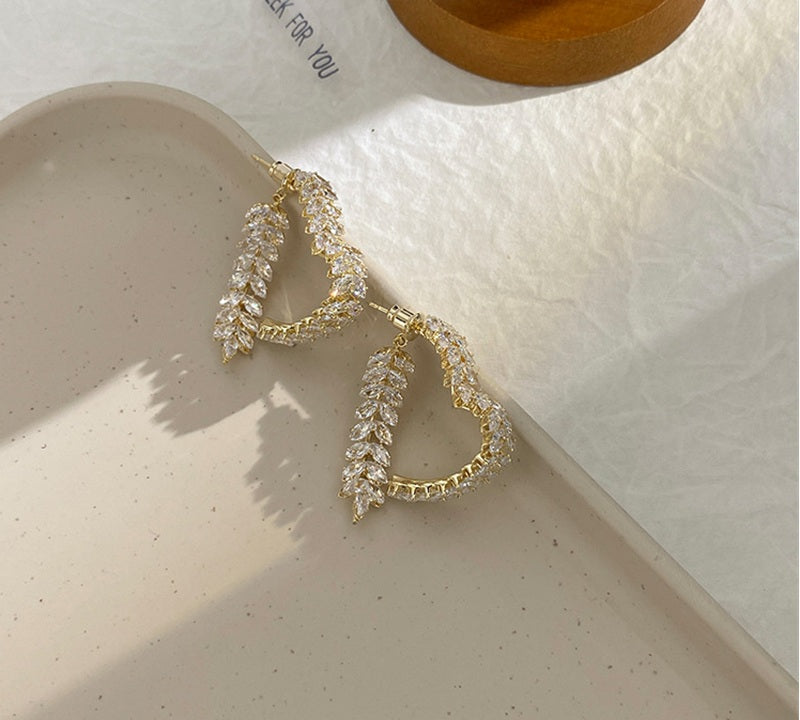 18K Gold-Plated Exquisite Crystal Heart Wheat Earrings