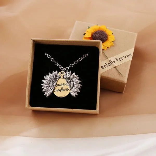 "You Are My Sunshine" Sunflower Necklace🌻