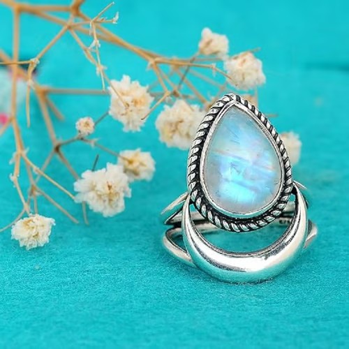 Mysterious Dragon Eye Gemstone Ring