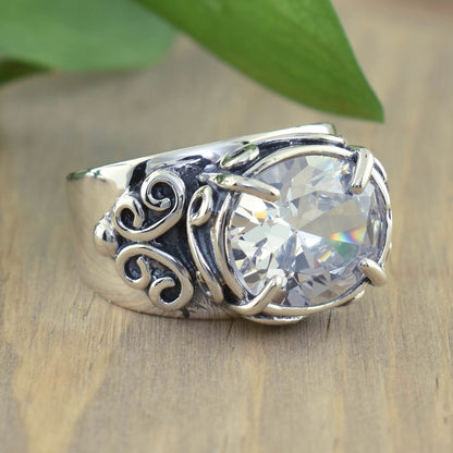 Vintage Single Stone Eye Candy Silver Ring