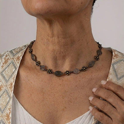 Bohemian Floral Swirl Spiral Pattern Short Choker Necklace